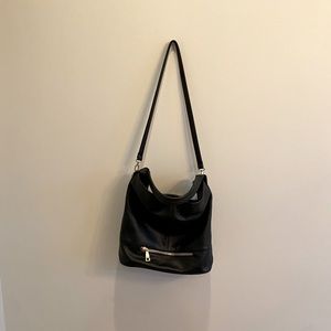 Black Forever 21 Shoulder Bag